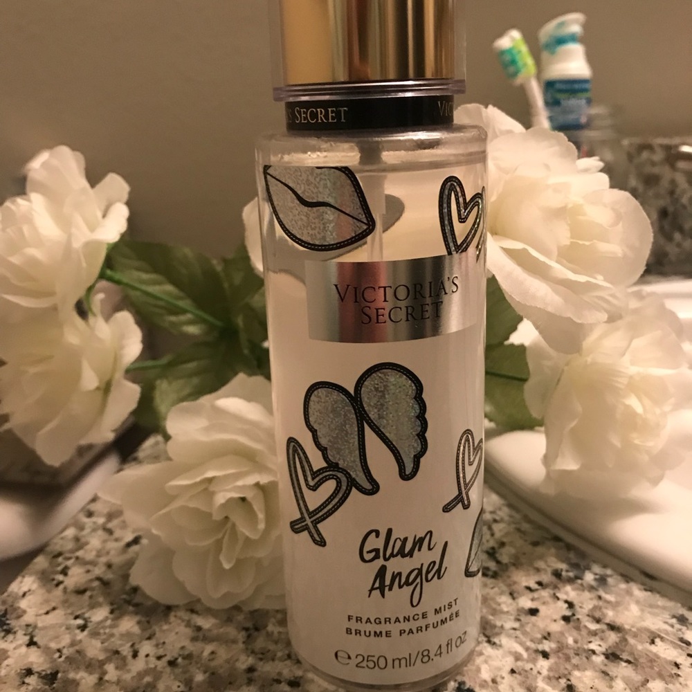 Victoria’s Secret Glam Angel spray